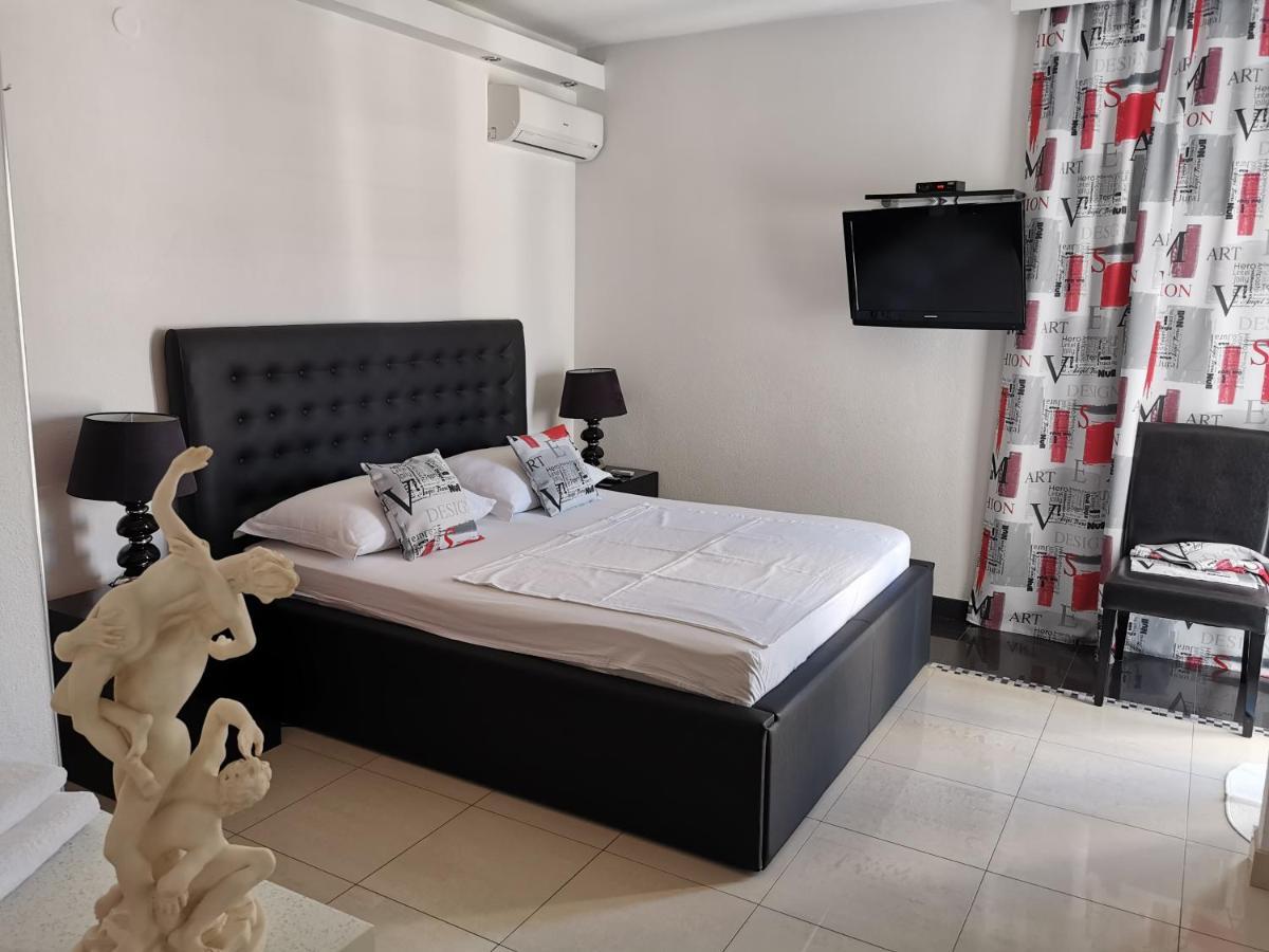 Luxury Apartment Prestige Villa Bellevue Vis Bagian luar foto