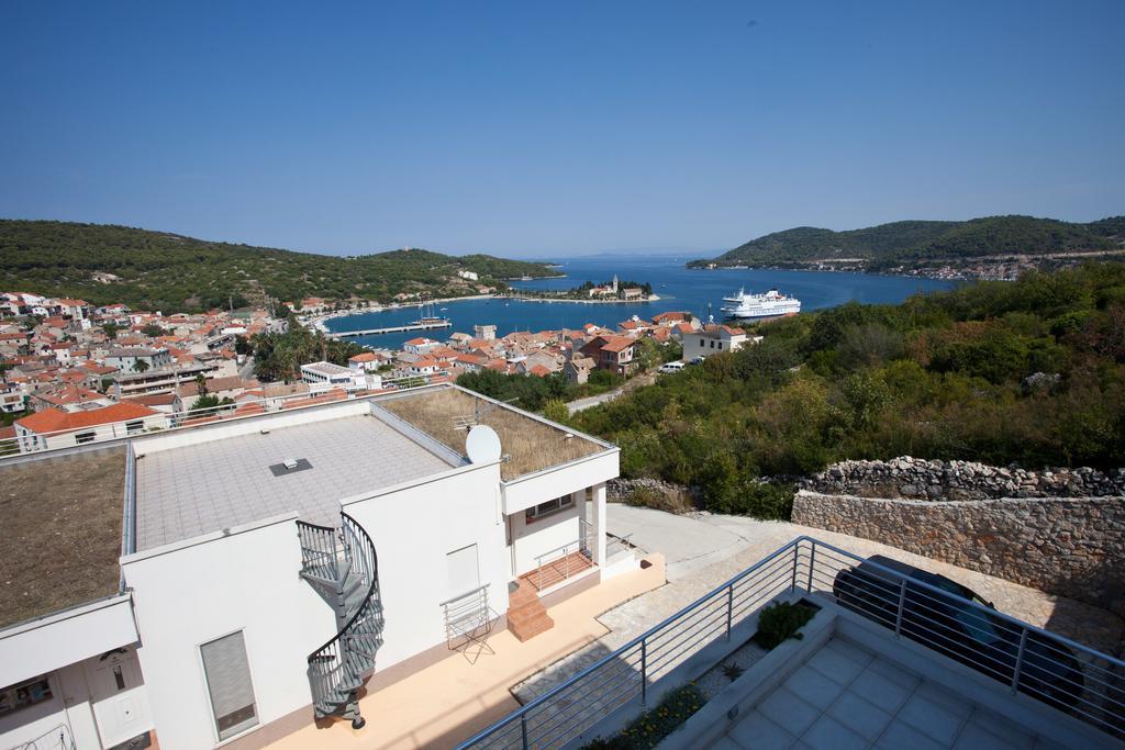 Luxury Apartment Prestige Villa Bellevue Vis Bagian luar foto