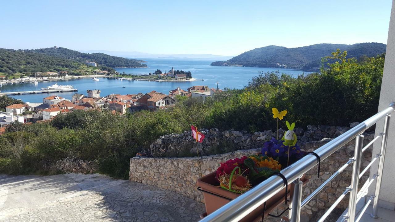 Luxury Apartment Prestige Villa Bellevue Vis Bagian luar foto
