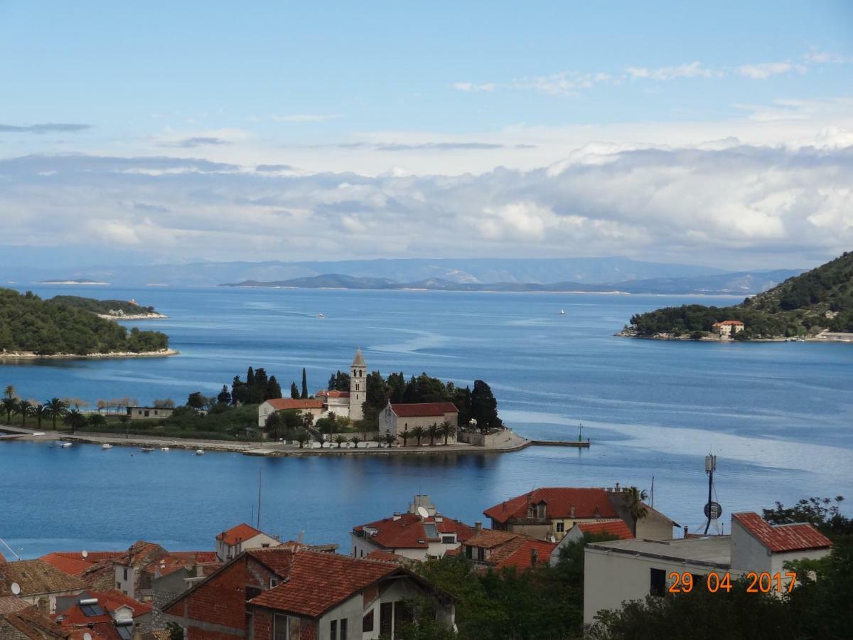 Luxury Apartment Prestige Villa Bellevue Vis Bagian luar foto