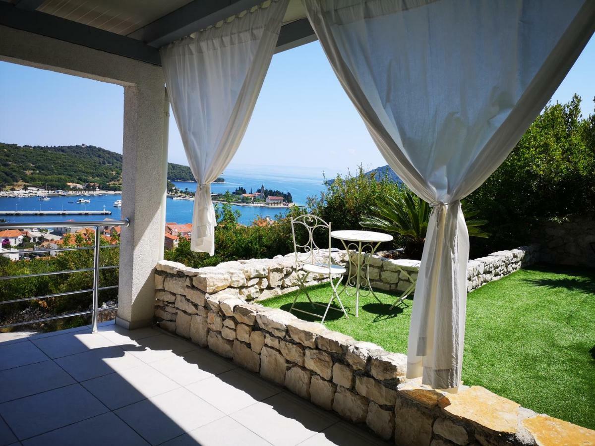 Luxury Apartment Prestige Villa Bellevue Vis Bagian luar foto